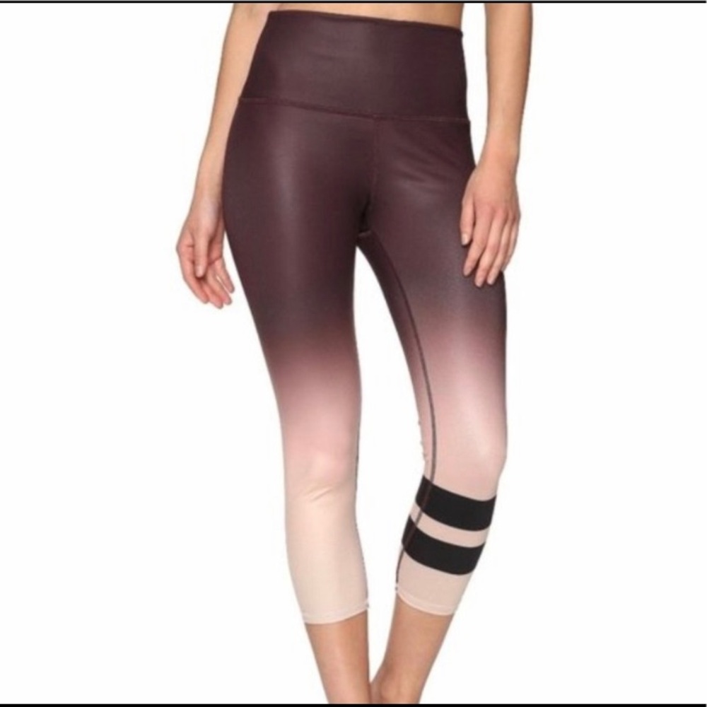 ALO Yoga Airbrush High Waist Capri Leggings